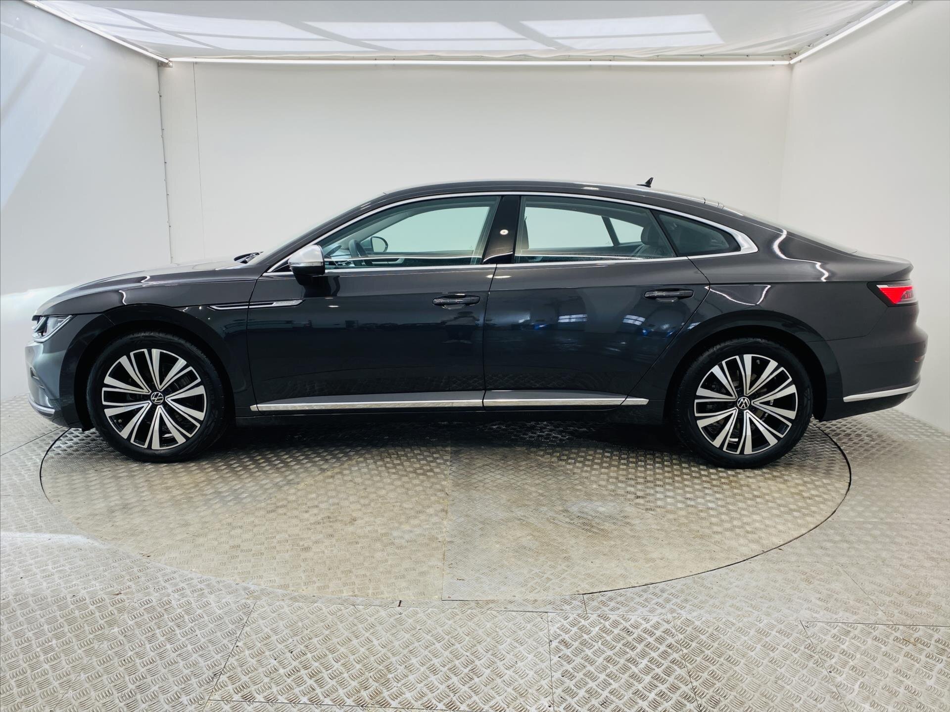 Volkswagen Arteon Liftback 2,0 l 140 kw
