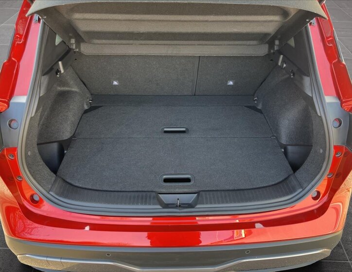 Nissan Qashqai SUV / Terénní 1,3 l 116 kw