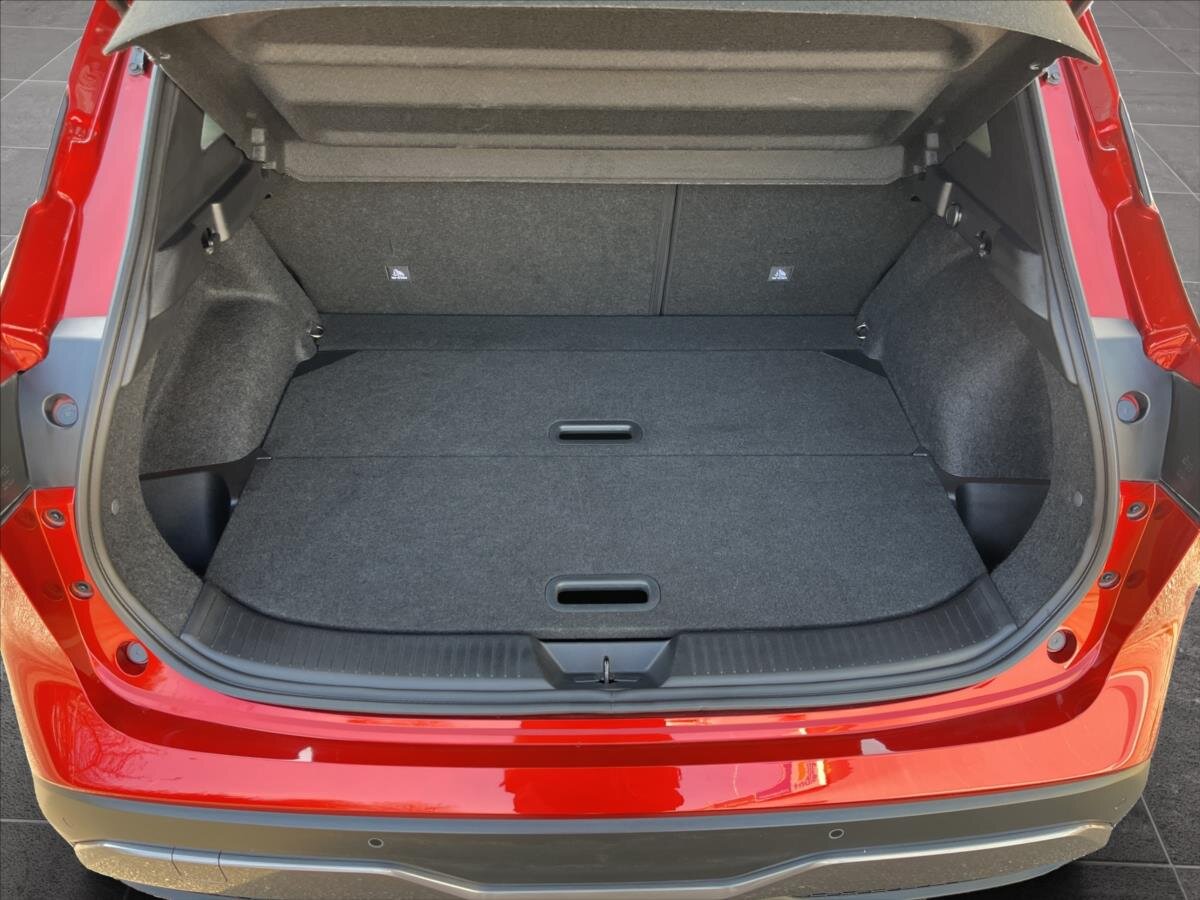 Nissan Qashqai SUV / Terénní 1,3 l 116 kw