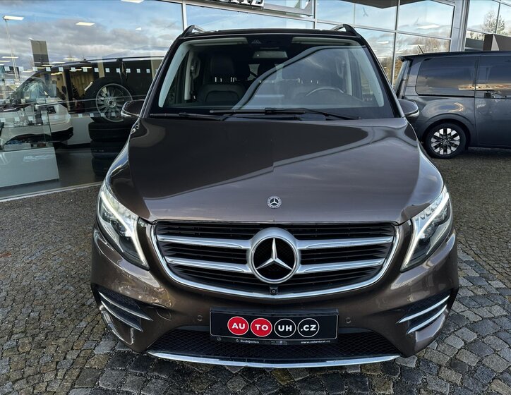 Mercedes-Benz Třídy V 2