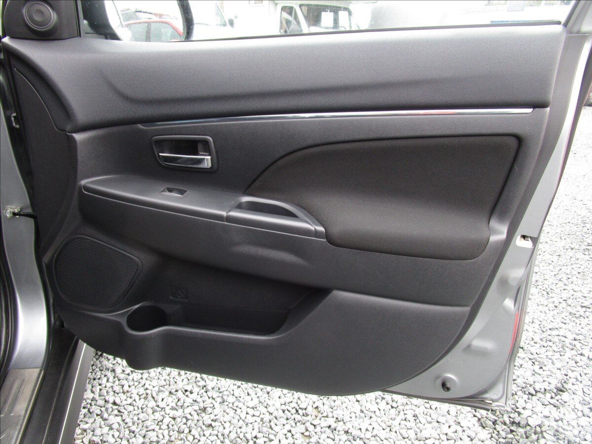 Mitsubishi ASX SUV / Terénní 1,6 l 86 kw