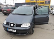 Volkswagen Sharan Kombi 2,0 l 103 kw