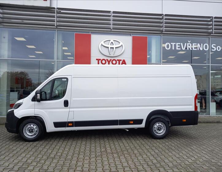 Toyota Proace Max 3