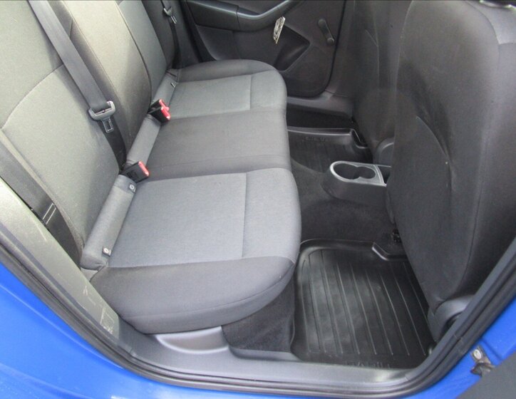 Škoda Rapid Sedan 999,0 70 kw