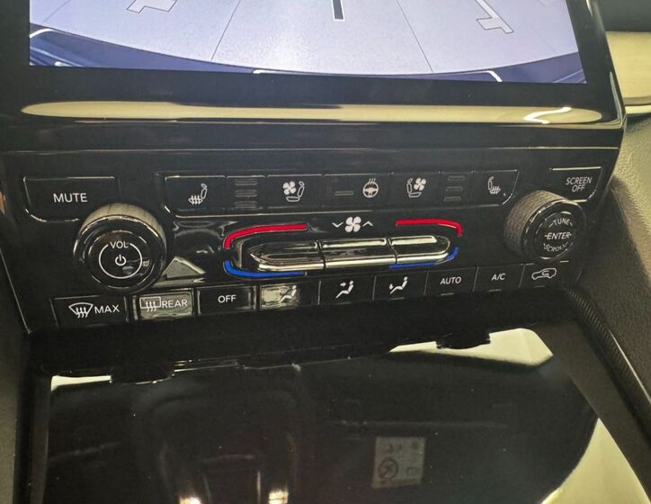 Jeep Grand Cherokee 30