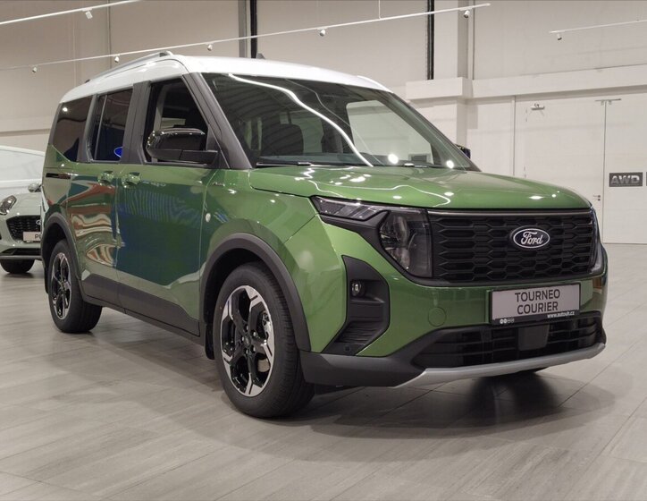 Ford Tourneo Courier 3