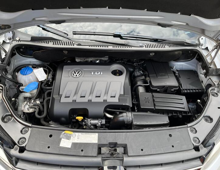 Volkswagen Touran 24