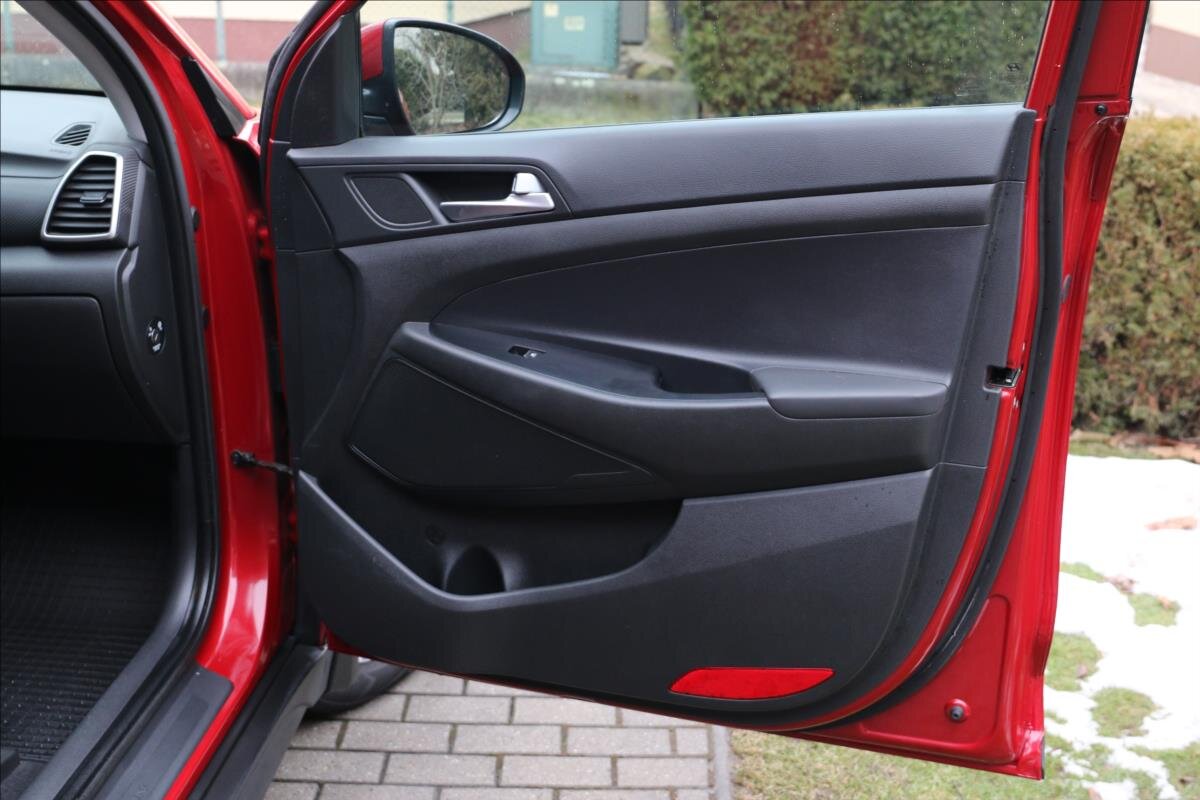 Hyundai Tucson SUV 1,6 l 130 kw