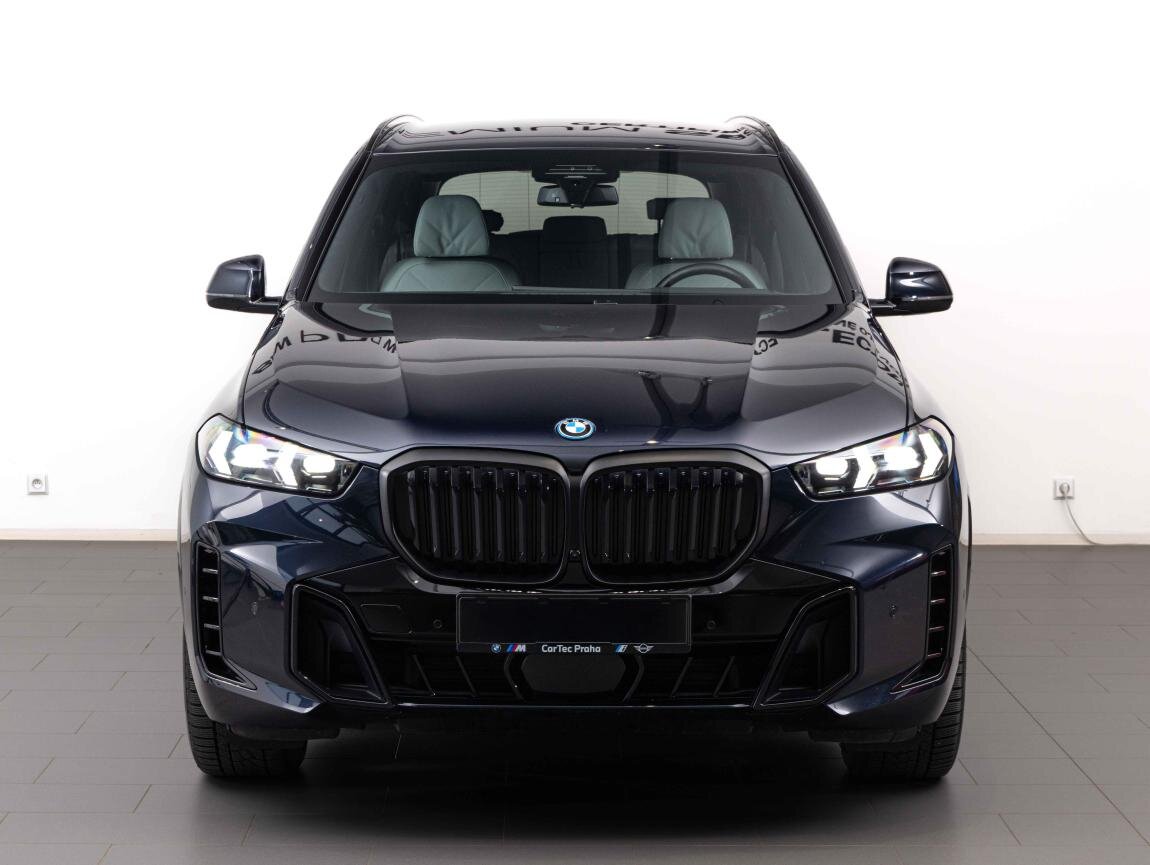 BMW X5 SUV 3,0 l 360 kw