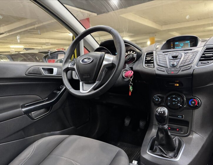 Ford Fiesta Hatchback 998,0 59 kw