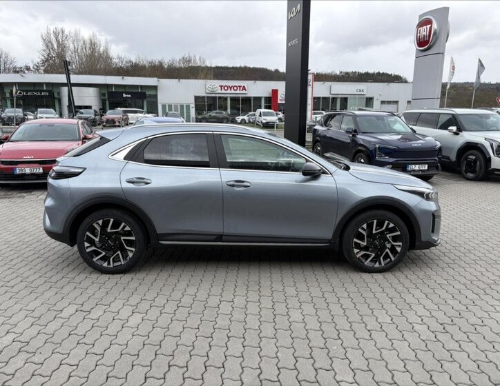 KIA XCeed SUV / Terénní 1,6 l 110 kw