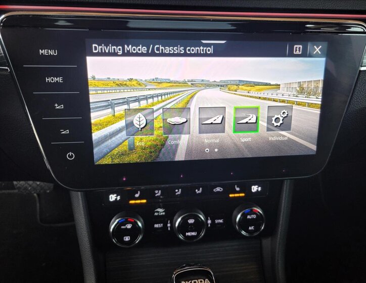 Škoda Superb Kombi 1,4 l 115 kw