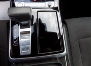 Audi Q8 32