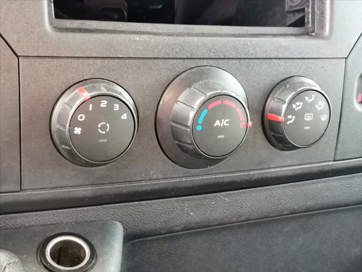 Renault Master Valník 2,3 l 125 kw