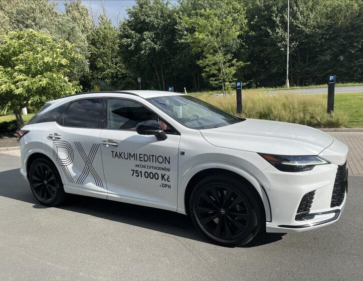 Lexus RX 500h SUV / Terénní 2,4 l 273 kw