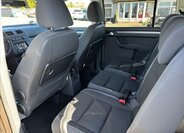 Volkswagen Touran MPV 1,2 l 77 kw
