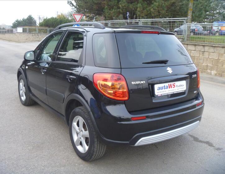 Suzuki SX4 4