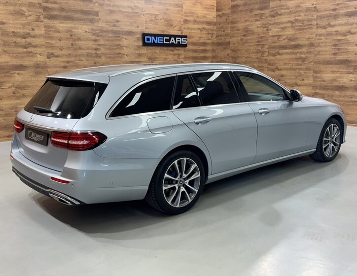 Mercedes-Benz Třídy E Kombi 2,9 l 243 kw