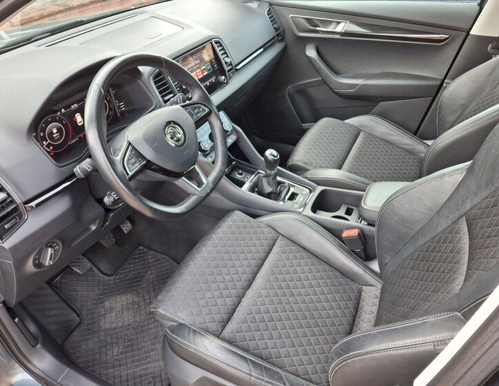 Škoda Karoq SUV / Terénní 1,5 l 110 kw