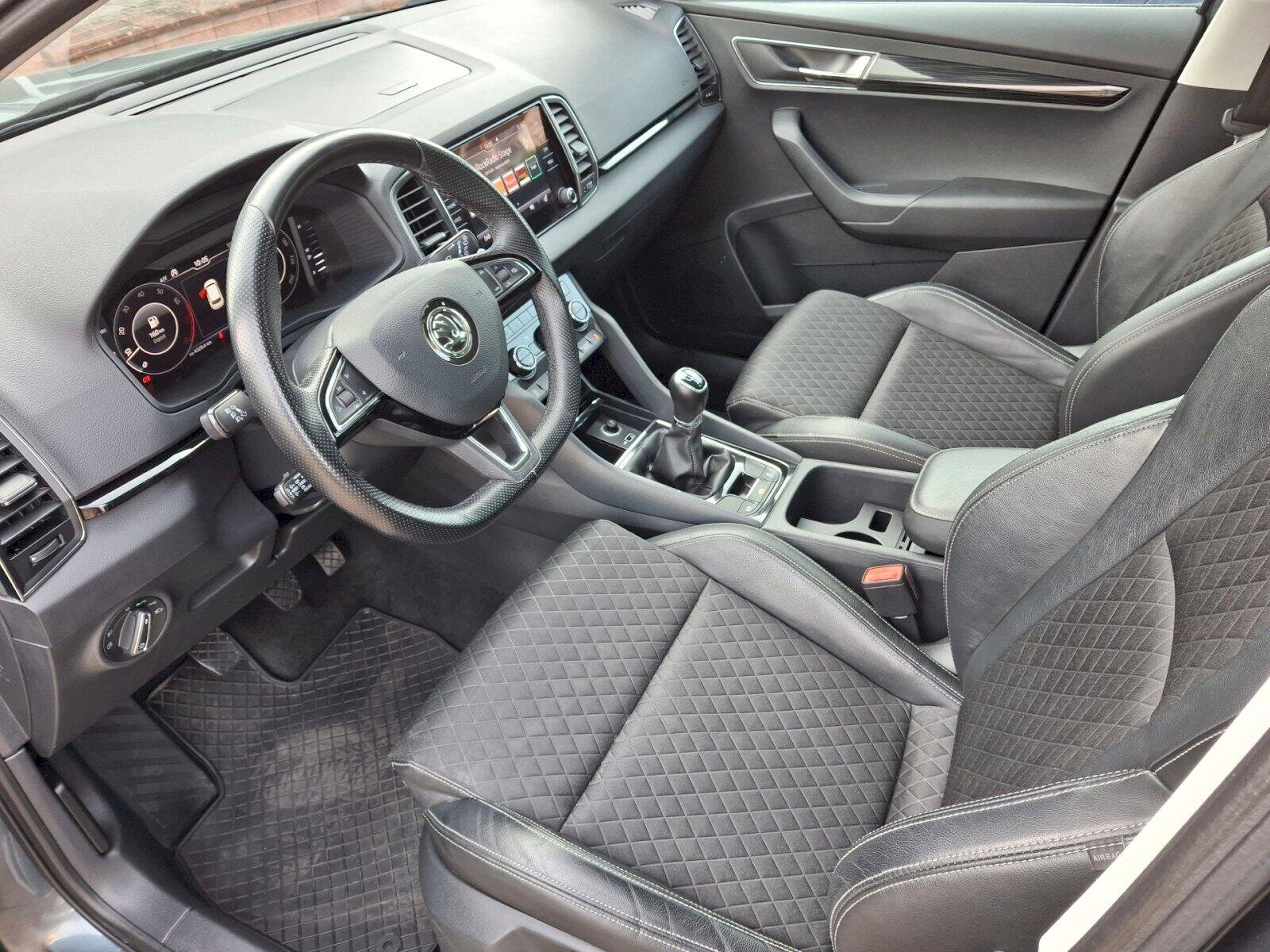 Škoda Karoq SUV / Terénní 1,5 l 110 kw