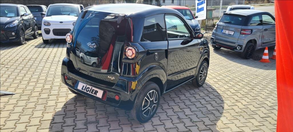 Ligier Ostatní Hatchback 499,0 6 kw