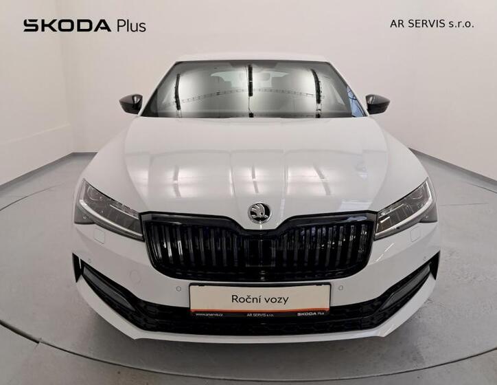 Škoda Superb 4
