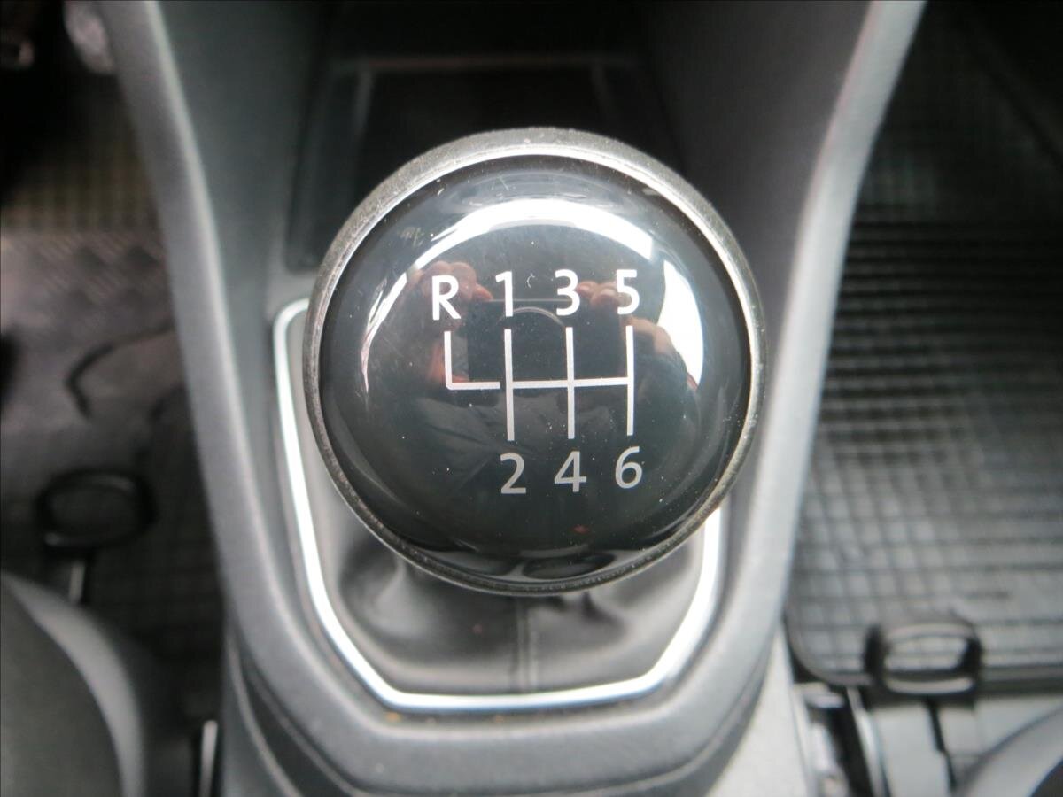 Volkswagen Caddy Skříň 1,4 l 81 kw