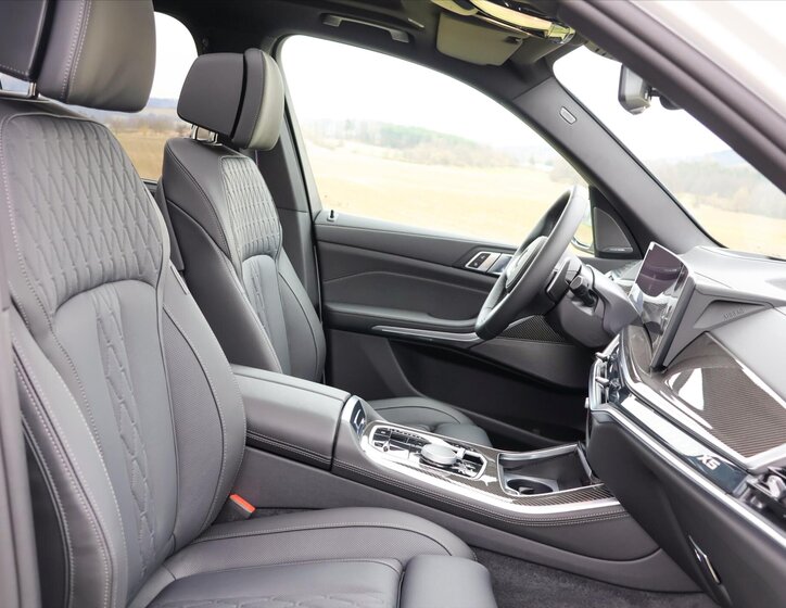 BMW X5 SUV / Terénní 3,0 l 259 kw