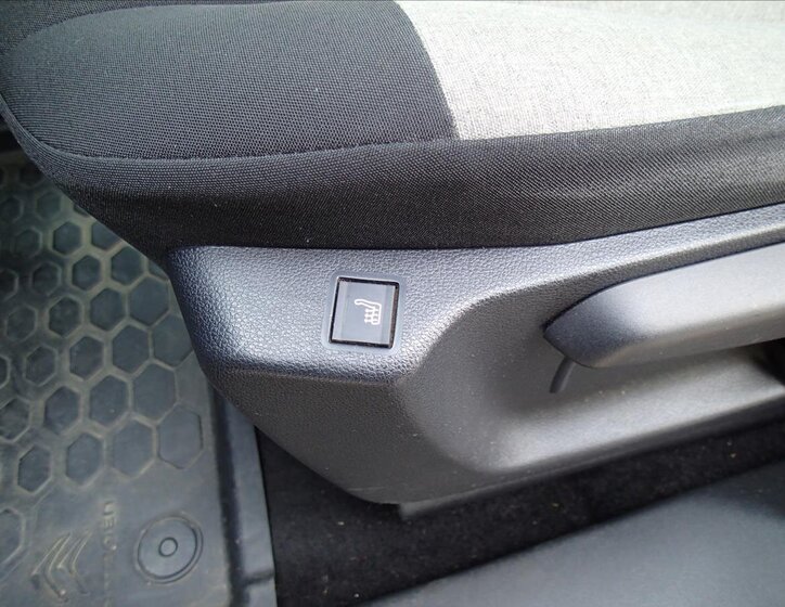 Citroën Berlingo MPV 1,5 l 96 kw