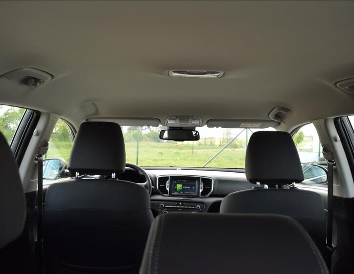 KIA Sportage SUV 2,0 l 100 kw