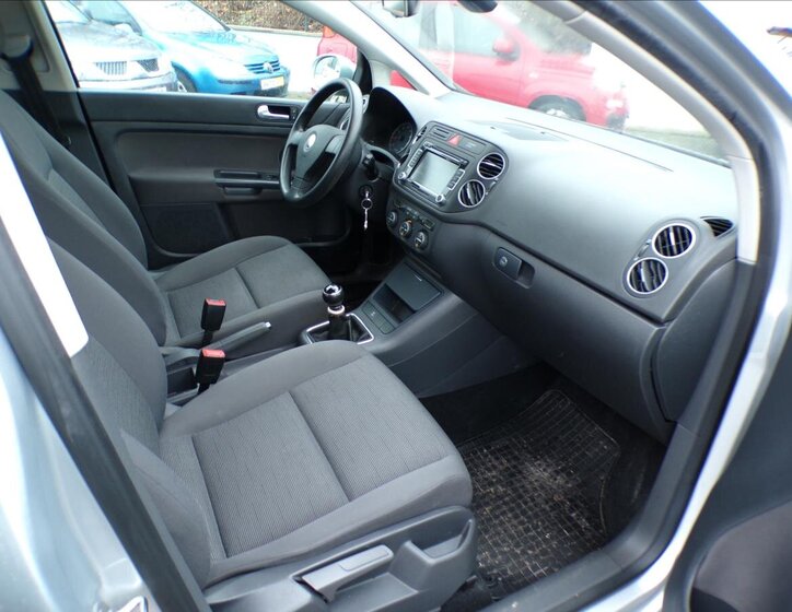 Volkswagen Golf Plus Kombi 1,6 l 75 kw