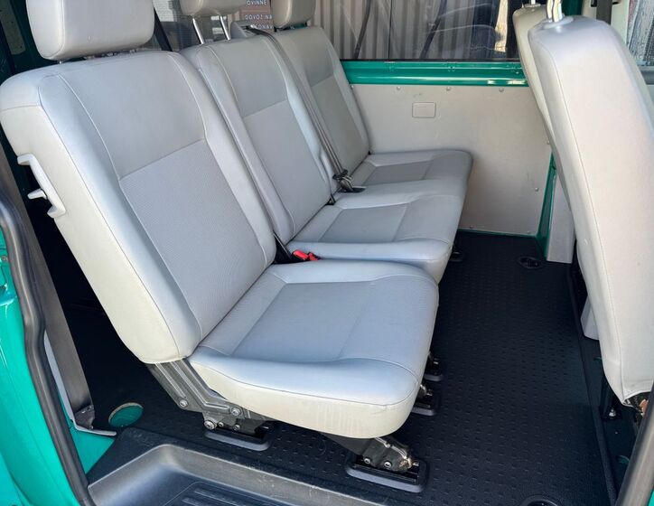 Volkswagen Transporter 14