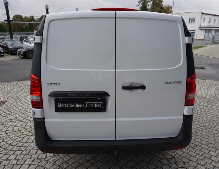 Mercedes-Benz Vito 5