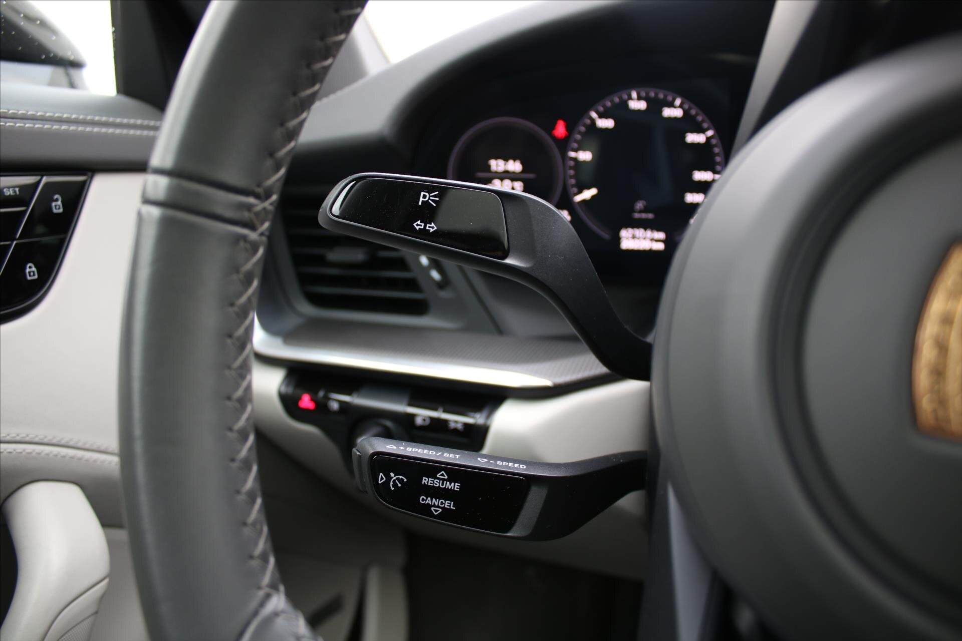 Porsche 911 Kupé 3,0 l 331 kw