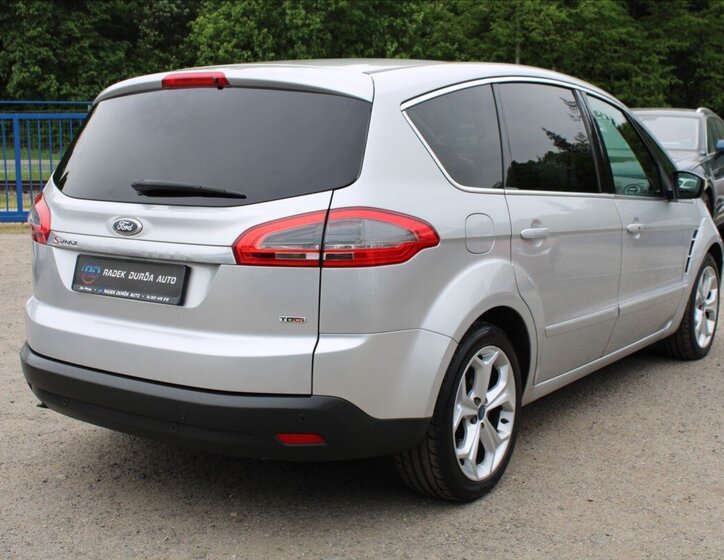 Ford S-MAX MPV 2,0 l 120 kw