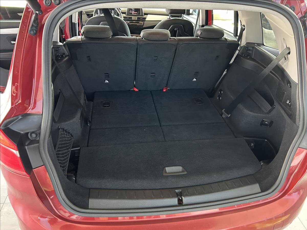BMW Řada 2 MPV 2,0 l 110 kw