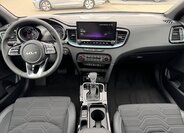 KIA XCeed CUV / Crossover 1,6 l 132 kw