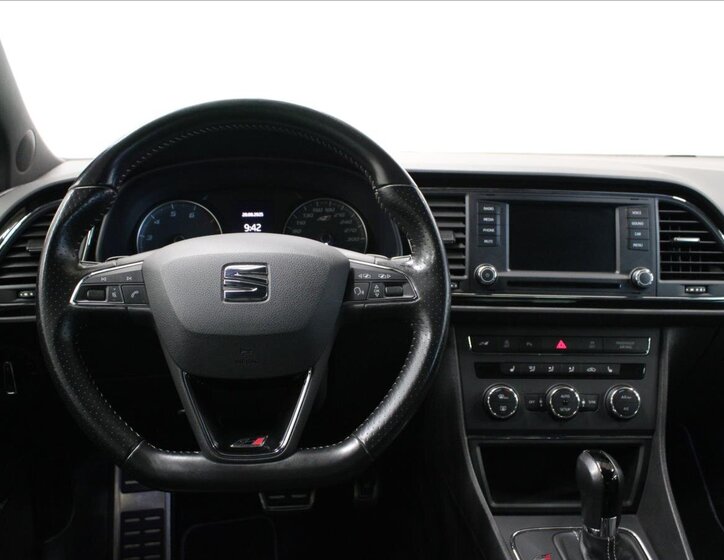 Seat Leon Hatchback 2,0 l 195 kw