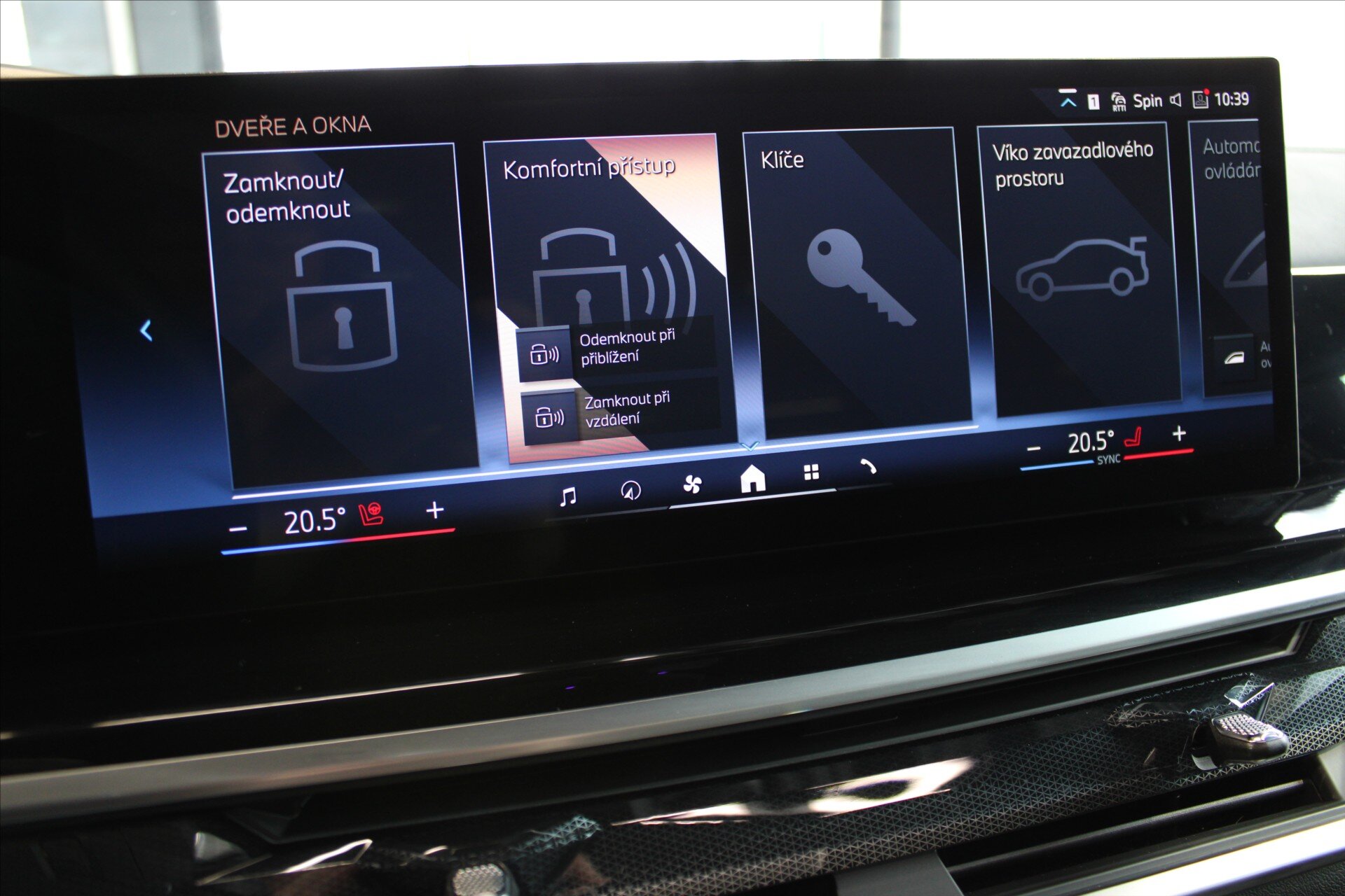 BMW X5 SUV / Terénní 3,0 l 210 kw