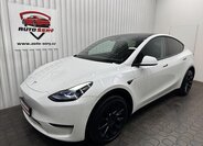 Tesla Model Y 2
