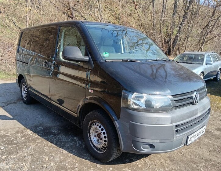 Volkswagen Transporter Skříň 2,0 l 75 kw
