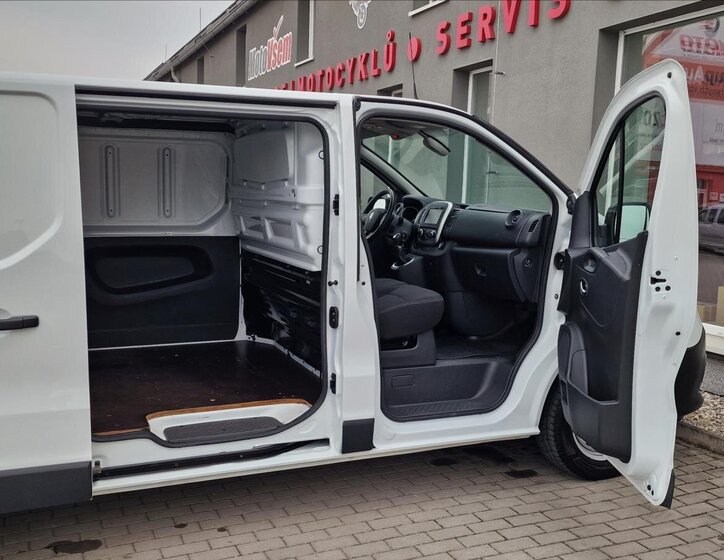 Renault Trafic Skříň 2,0 l 107 kw