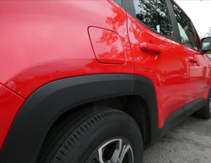Jeep Renegade SUV 1,3 l 111 kw