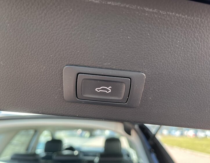 Audi A6 Allroad Kombi 3,0 l 230 kw