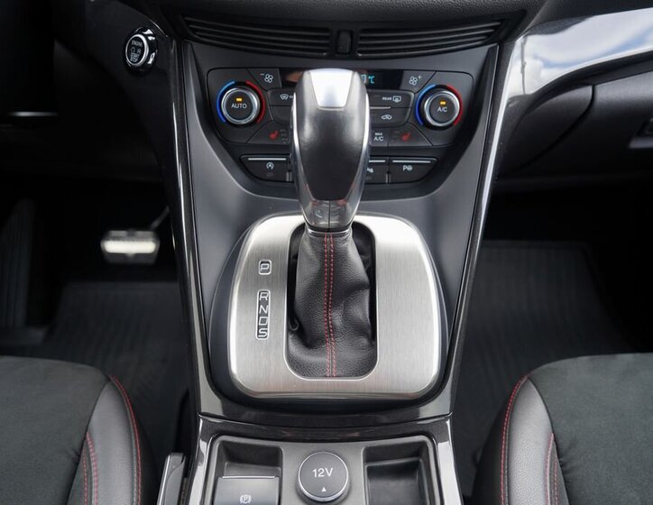 Ford Kuga SUV / Terénní 2,0 l 132 kw