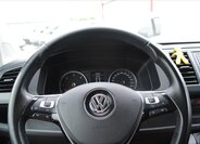 Volkswagen Caravelle 11