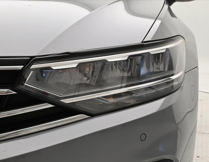 Volkswagen Passat Kombi 2,0 l 110 kw