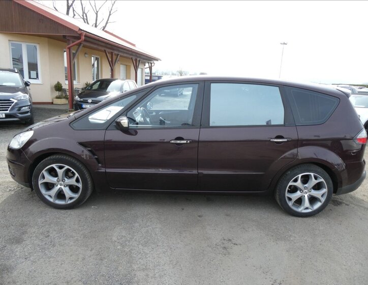 Ford S-MAX MPV 2,0 l 107 kw