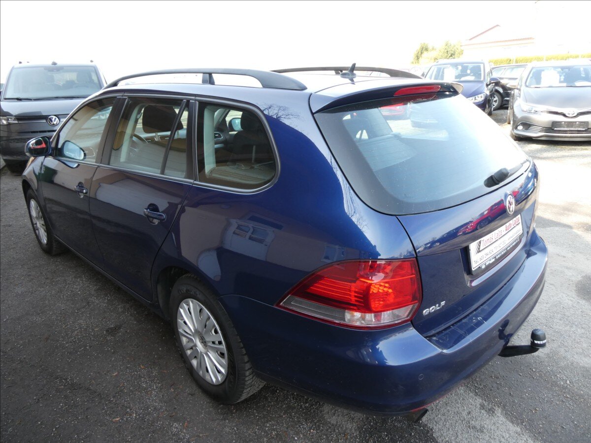 Volkswagen Golf Kombi 1,2 l 77 kw