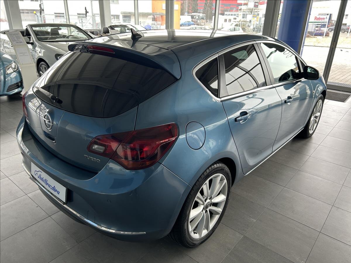 Opel Astra Hatchback 1,6 l 125 kw